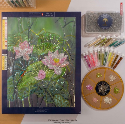 BTE Bộ Tự Đính Kim Sa - Đầm Sen Tỏa Nắng